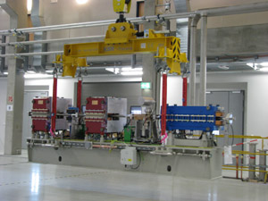 Girder beim Krantransport