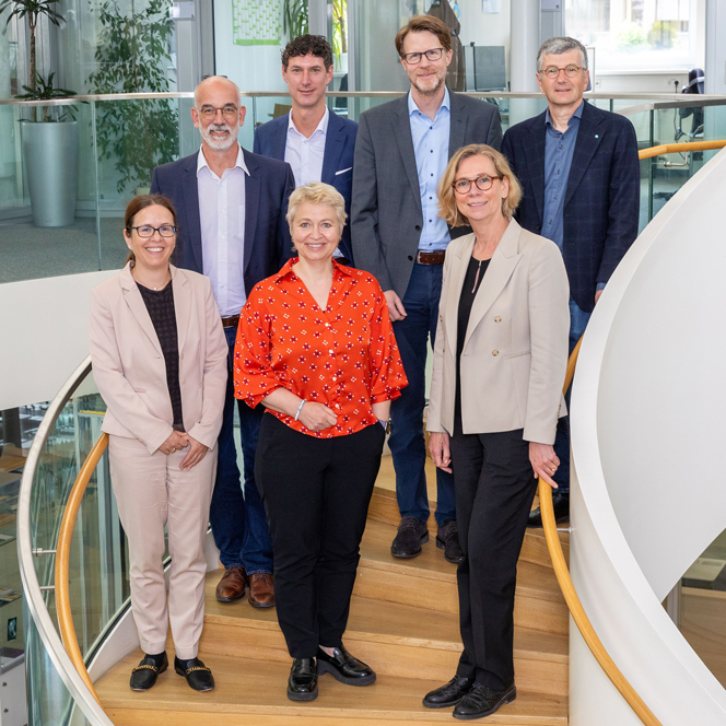 Das DESY-Direktorium besteht aus sechs Personen.